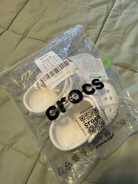 CROCS Classic Clog in White